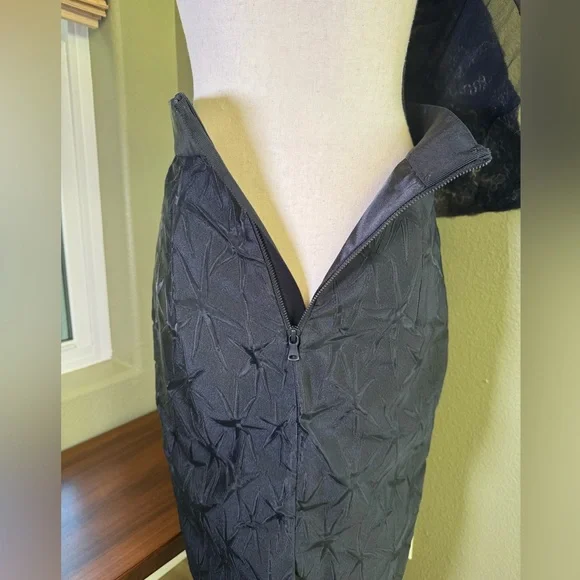 Milly Starburst Semi-Sheer Midi Pencil Skirt - Picture 5 of 14